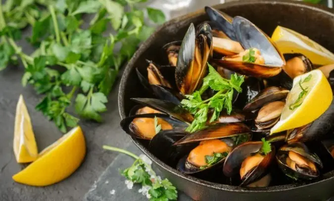 cocinar mejillones lavavajillas - Cómo se limpian los mejillones pelados