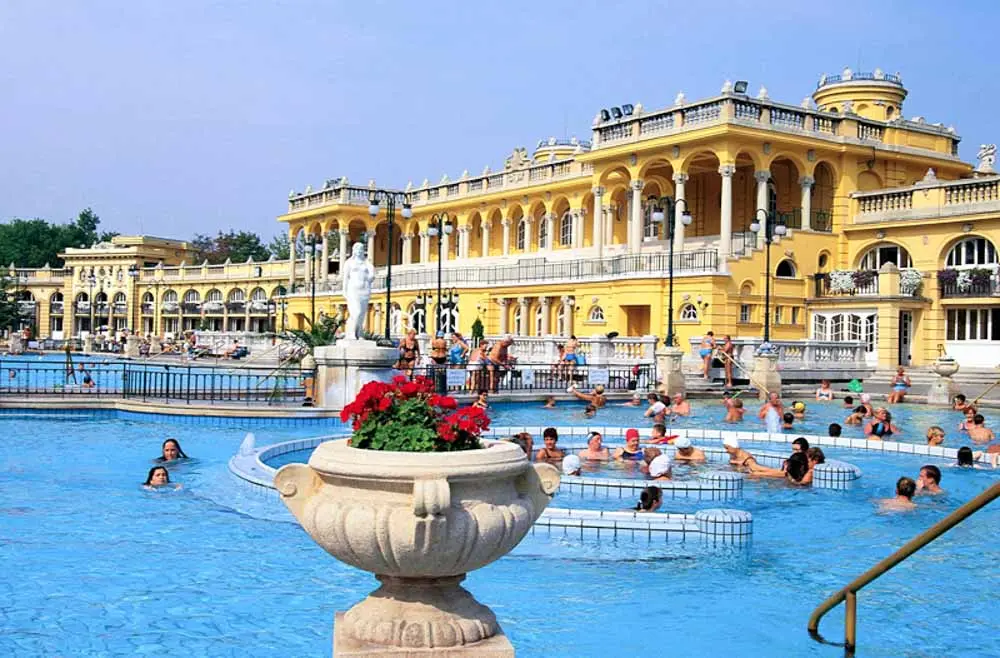 baños budapest secador - Cuál es el balneario más famoso de Budapest